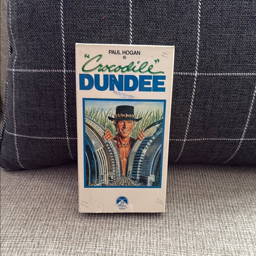 Crocodile Dundee VHS Tape